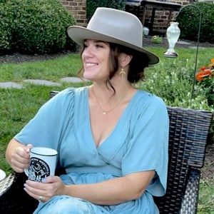 Meet your Posher, Lyndsay